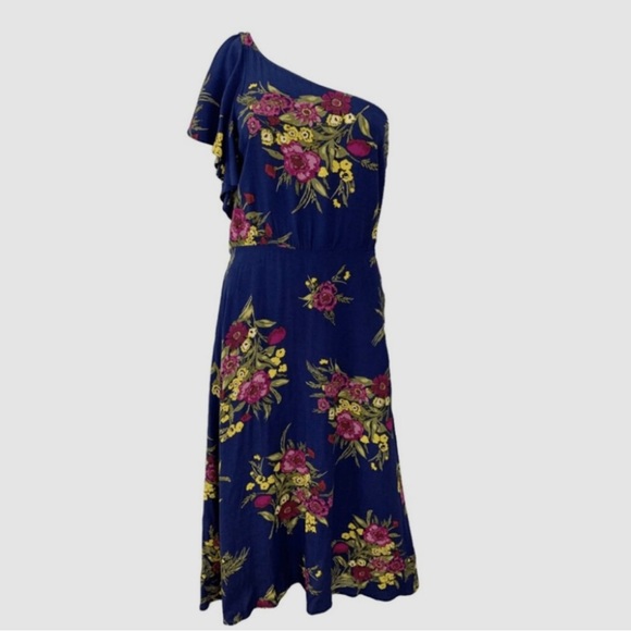 Leith Floral One-Shoulder Dress - Picture 2 of 5